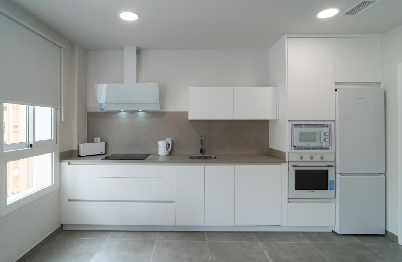 Aac Malaga - Apartamento Con Terraza, Muy Amplio, Totalmente Equipado, Cerca Del Centro Y Nuevo! מראה חיצוני תמונה