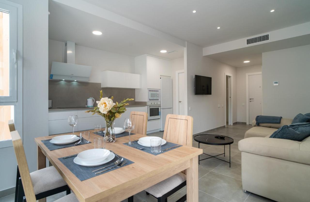 Aac Malaga - Apartamento Con Terraza, Muy Amplio, Totalmente Equipado, Cerca Del Centro Y Nuevo! מראה חיצוני תמונה
