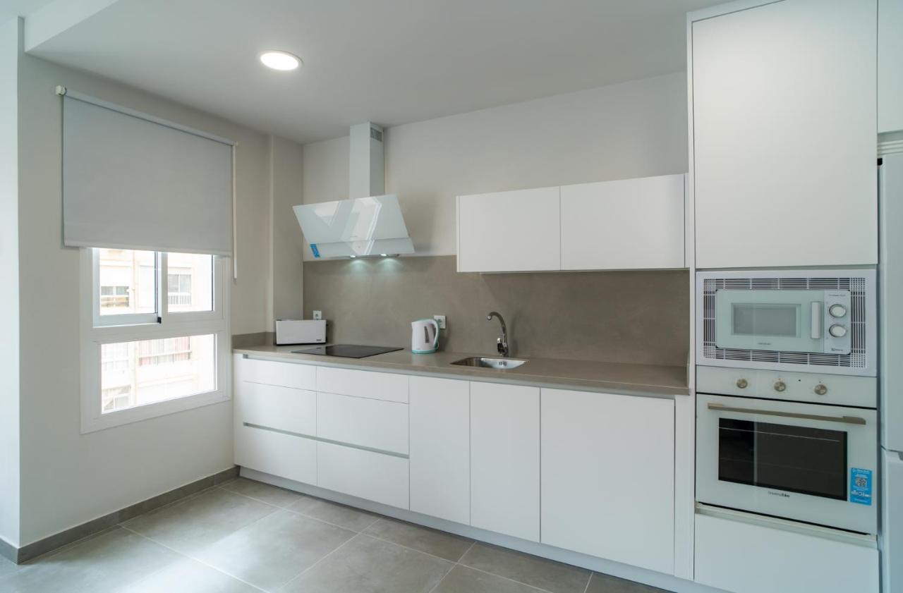 Aac Malaga - Apartamento Con Terraza, Muy Amplio, Totalmente Equipado, Cerca Del Centro Y Nuevo! מראה חיצוני תמונה