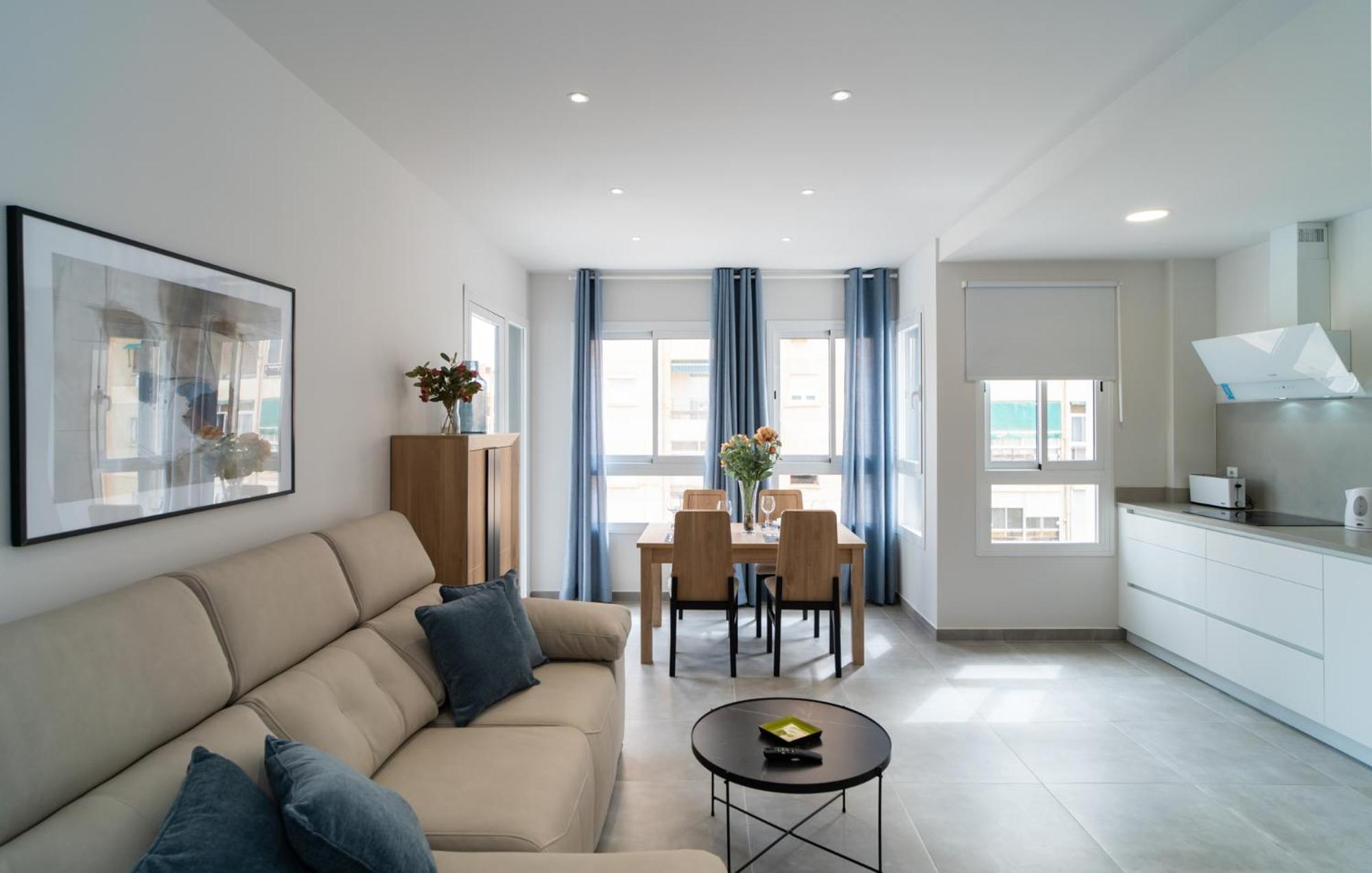 Aac Malaga - Apartamento Con Terraza, Muy Amplio, Totalmente Equipado, Cerca Del Centro Y Nuevo! חדר תמונה