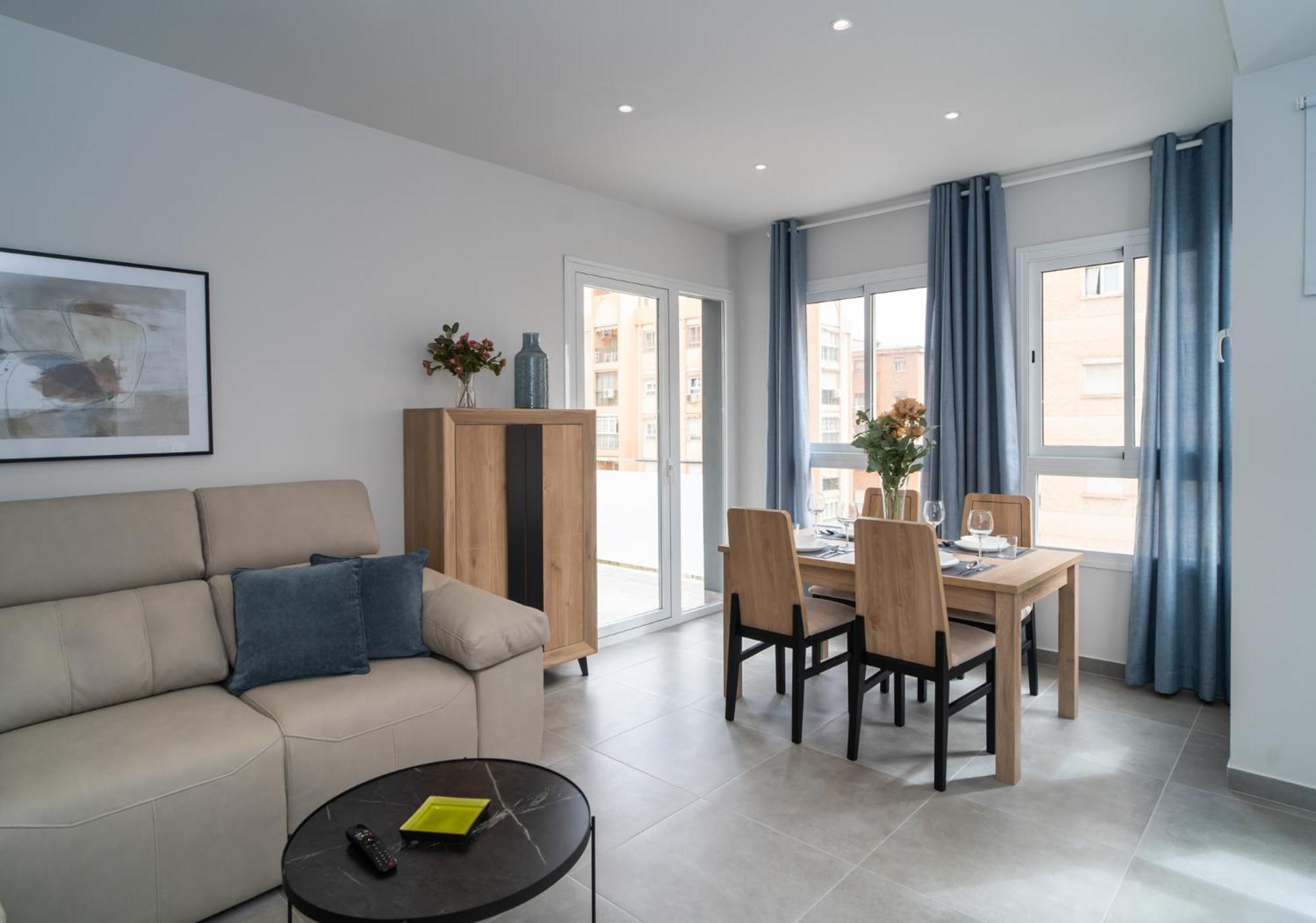 Aac Malaga - Apartamento Con Terraza, Muy Amplio, Totalmente Equipado, Cerca Del Centro Y Nuevo! חדר תמונה